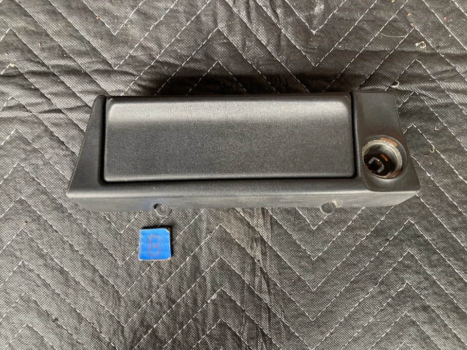 BMW E30 320i 318i 325i 1929459 1982-1994 encendedor central delantero bandeja de cenizas #2276M Foto 2 de 4