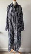 Biggie Best dress size Small Medium navy blue white block print floral midi S/M