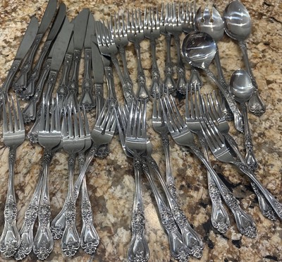 37 pcs - Rogers Stanley Roberts PRECIOUS ROSE Stainless