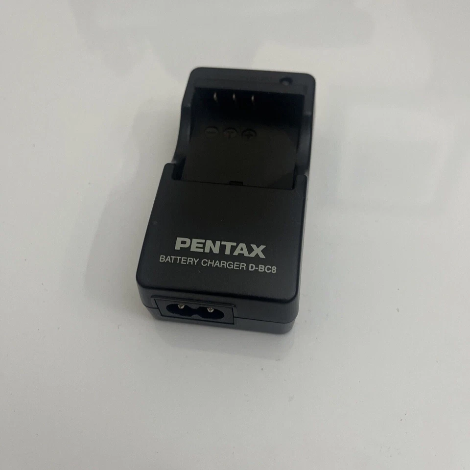 Genuine Pentax D-BC8 Battery Charger for DL18 Optio S6, S5z, S5i, WPi WP - Image 2 of 4