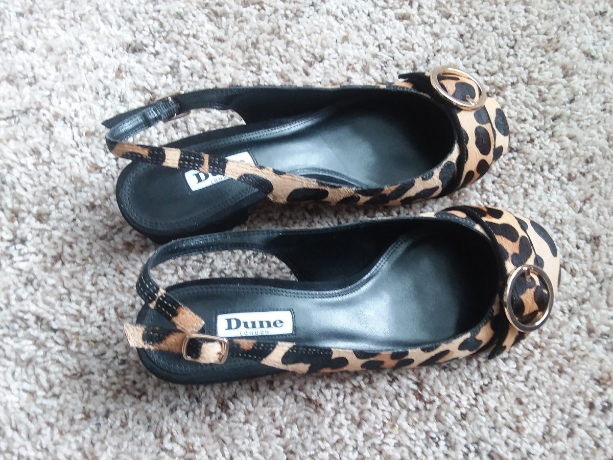 dune london shoes with leopard skin It is Size UK6