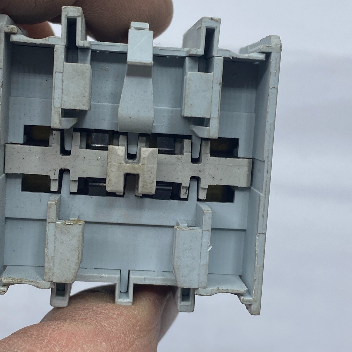 ALLEN BRADLEY 100-F SER B AUXILIARY CONTACT BLOCK A600 Q600 ALLEN BRADLEY 100-F SER B AUXILIARY CONTACT BLOCK A600 Q600
