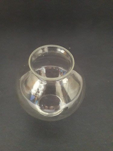 Replacement Glass Chimney For Oil Lamp 11cm X 4cm - Picture 3 of 5