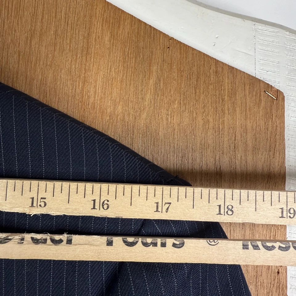 VTG Polyester Suit MEns 40R Navy Blue Pinstripe 2 Button 34x30 Flat Front 70s - Image 4 of 4