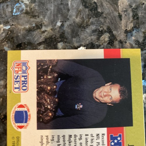 Joe Montana San Francisco 49ers 1990 NFL Pro Set #2 Error Card READ DESCRIPTION - Picture 9 of 11