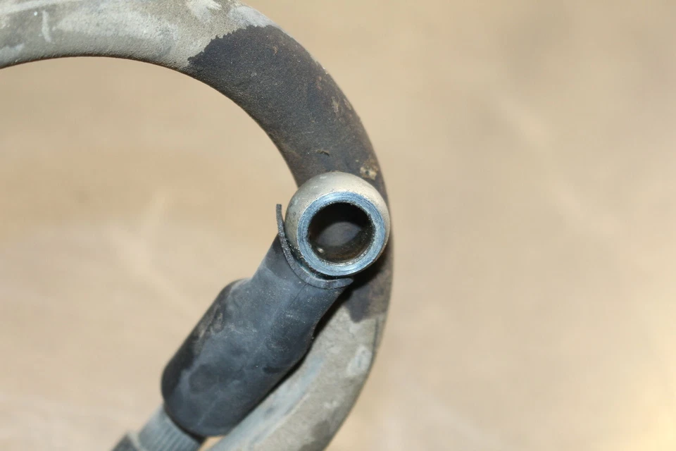 Suzuki Quadrunner 230 LT230GE 1985 pinza de freno delantera mangueras líneas W809 Foto 4 de 4