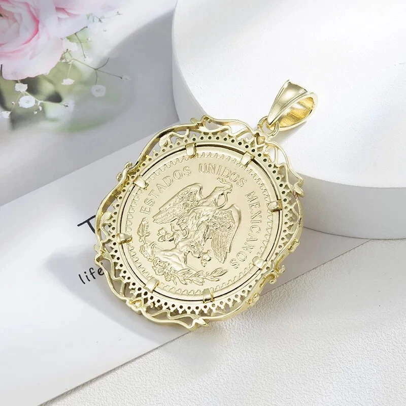 Colgante Medalla Estilo Joyería Chapado en Oro 14K Centenario Moneda 50 Pesos Circonita Foto 3 de 4