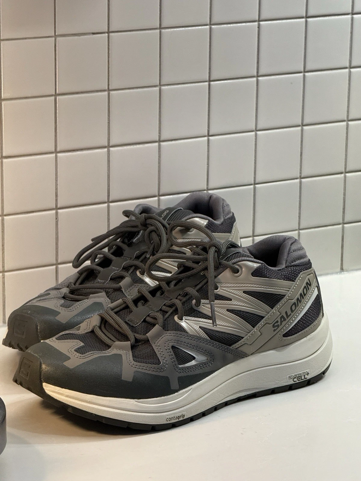 Salomon Odyssey Hiking Shoes Magnet Black Phantom Men’s 7 / Women’s 8 Trail Grey