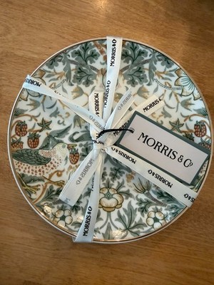 William Morris & Co Strawberry Thief Appetizer Plates 6.5  Set of 4 Fine China