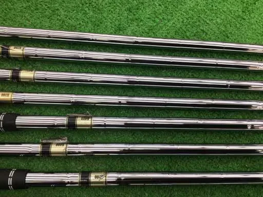 NIKE Iron Set VR PRO COMBO 3.4.5.6.7.8.9.P Dynamic Gold Flex S200 - Image 4 of 4