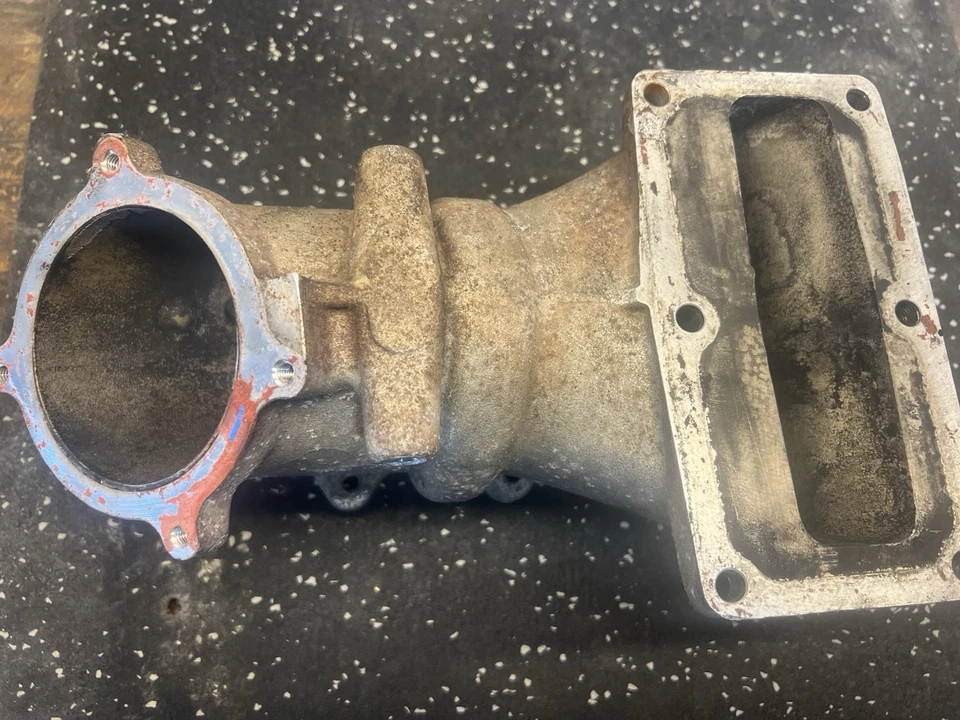 Codo colector de admisión de Ram 2500 2012 6,7 4990718 Cummins diésel Foto 3 de 4