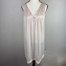 Vanity Fair Vintage Women's Light Pink Nylon Silky Lingerie Nightgown Slip Dress