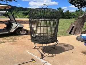 Black Metal Decorative Dometop Bird Cage with Stand, Domed Top Cage