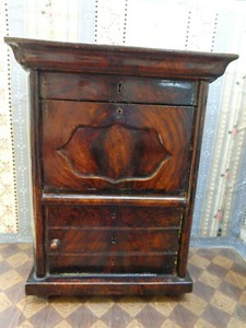 antique doll house furniture