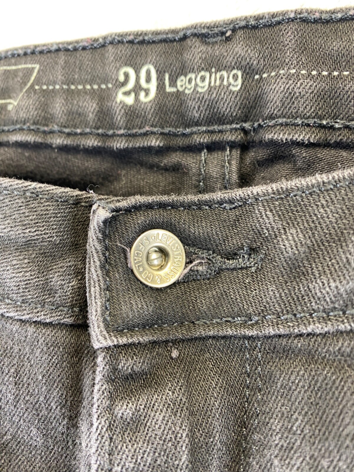 Picture 4 of 18