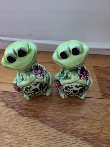 Vintage grüner Frosch Las Vegas Souvenir Salz und Pfefferstreuer Japan