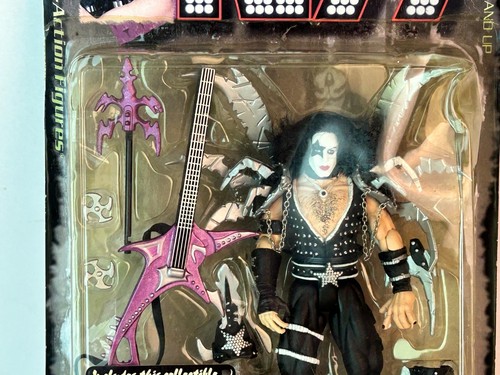 McFarlane Kiss Paul Stanley Figure - Picture 3 of 12