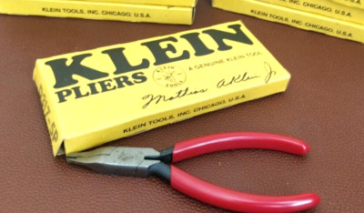 NEW NOS!! Vintage KLEIN Electrician PLIERS  D317-5P LONG NOSE INSULATION SKINNER