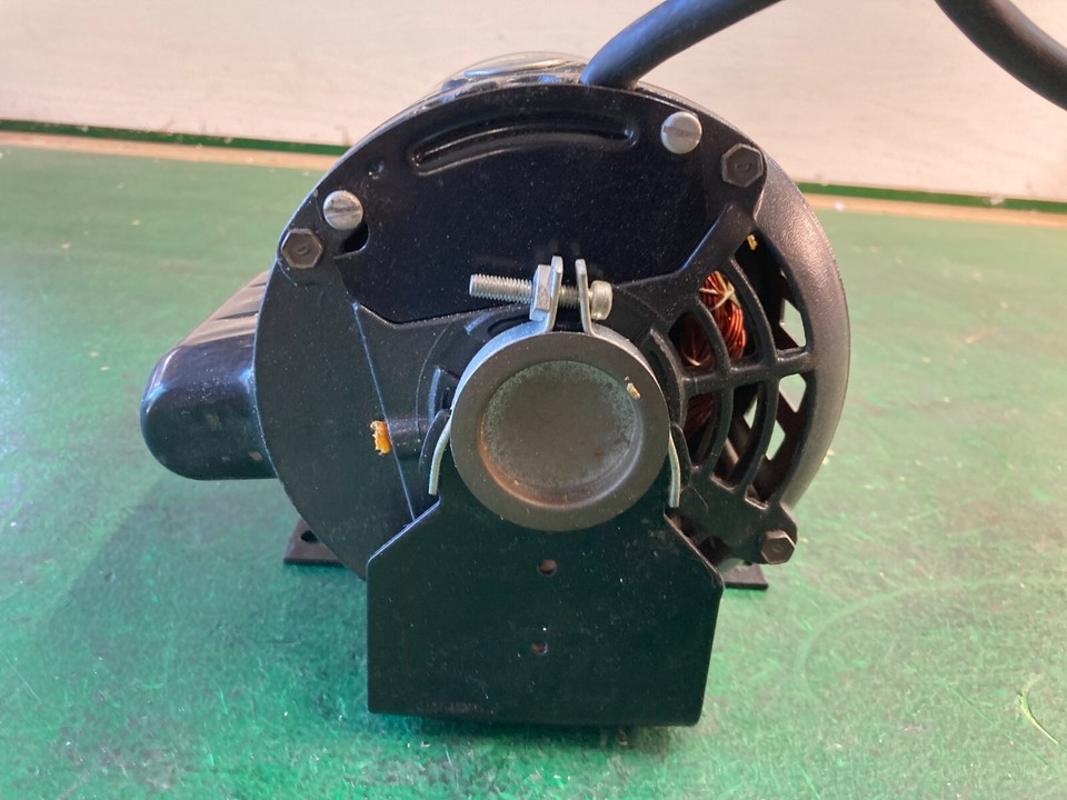 Craftsman 10" Table Saw 1 HP motor model 113.12172 Reversible Rotation