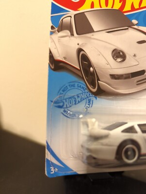 Hot Wheels Porsche 993 GT2 White #174 174/250 2021 HW Exotics 1/10 Hot Wheels Porsche 993 GT2 White #174 174/250 2021 HW Exotics 1/10