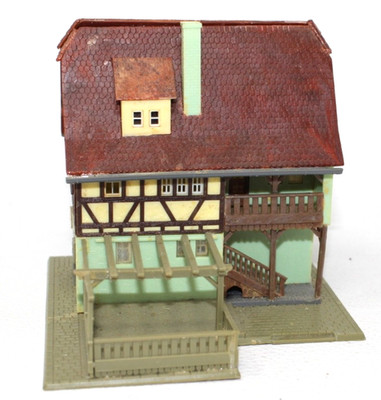 Faller H0 B-933 Gebäude Weinhaus Nusch 11,3 x 11,3 x 10,4 cm - HO H0 1:87