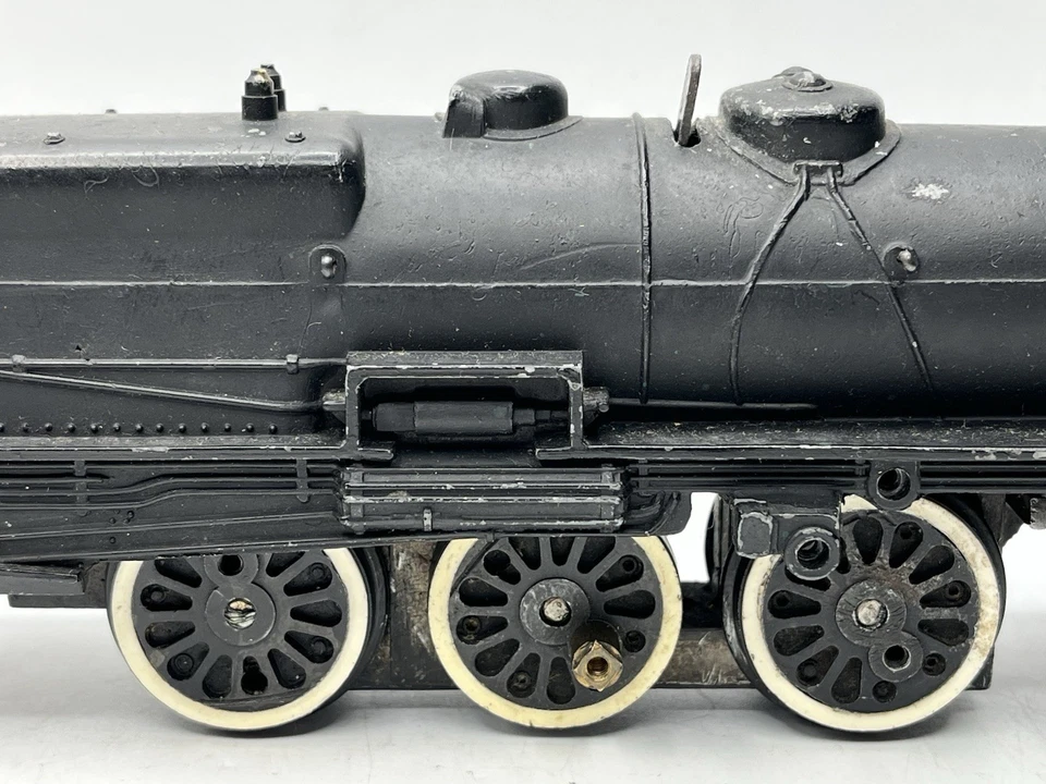 American Flyer S Gauge #310 Pacific Locomotive and Tender - Runs but Needs Parts - Image 4 of 4