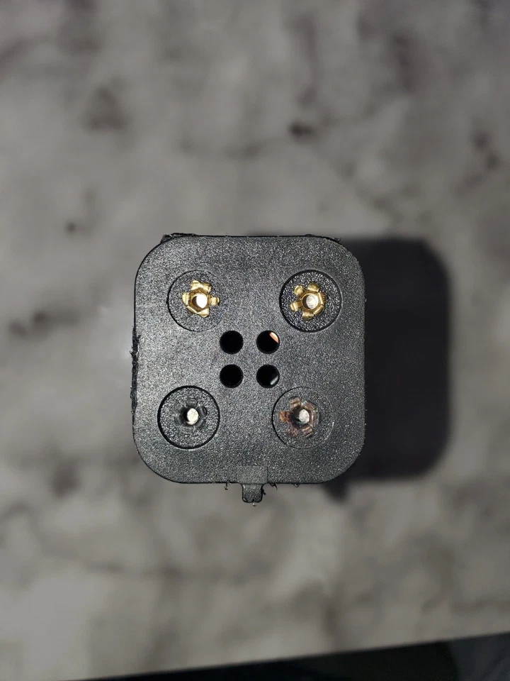 Bandeja de cargador de baterías NiMH serie M18 M26 con 8 baterías Foto 4 de 4