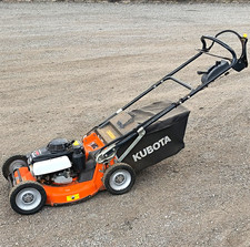 Kubota W821-PRO Petrol Push Lawn Mower 4-Stroke Rotary with Collection Bag