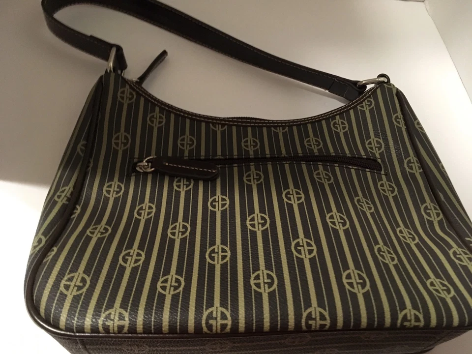 Bolsa de ombro Giani Bernini bloco monograma assinatura hobo marrom e cinza - Imagem 2 de 4