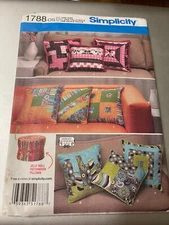 Simplicity Pattern 1788 ~ Patchwork Pillows in 3 Sizes ~ Jelly Roll Patchwork
