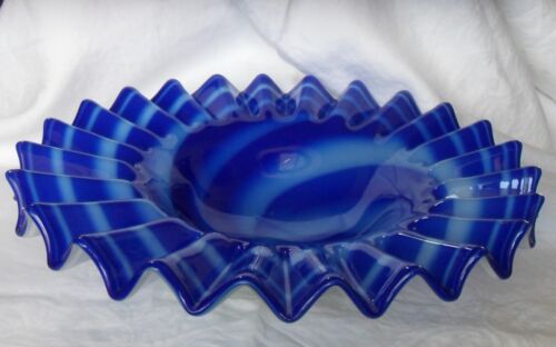 Grande scie à dents bord art verre motif tourbillonnant bleu bol pièce maîtresse - Photo 1 sur 13