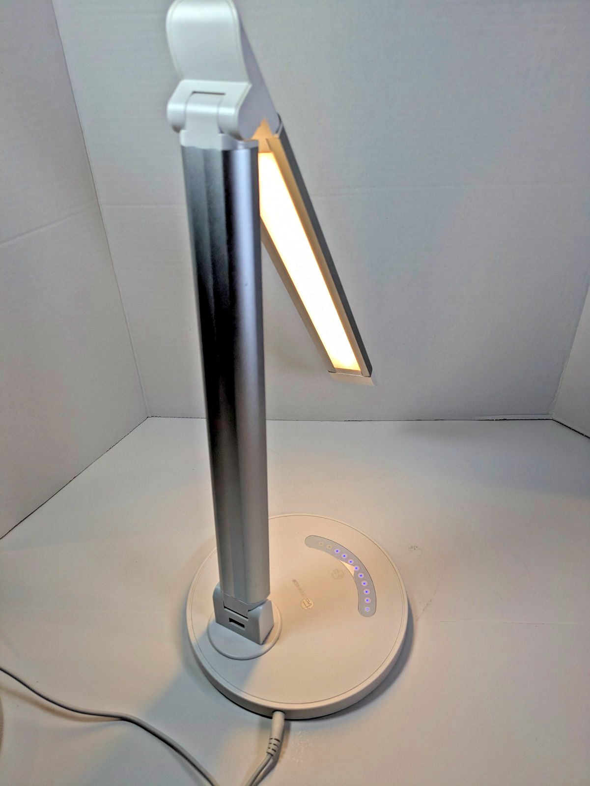 TaoTronics LED Desk Lamp TT-DL13 Touch Control Dimmable Office Light | eBay