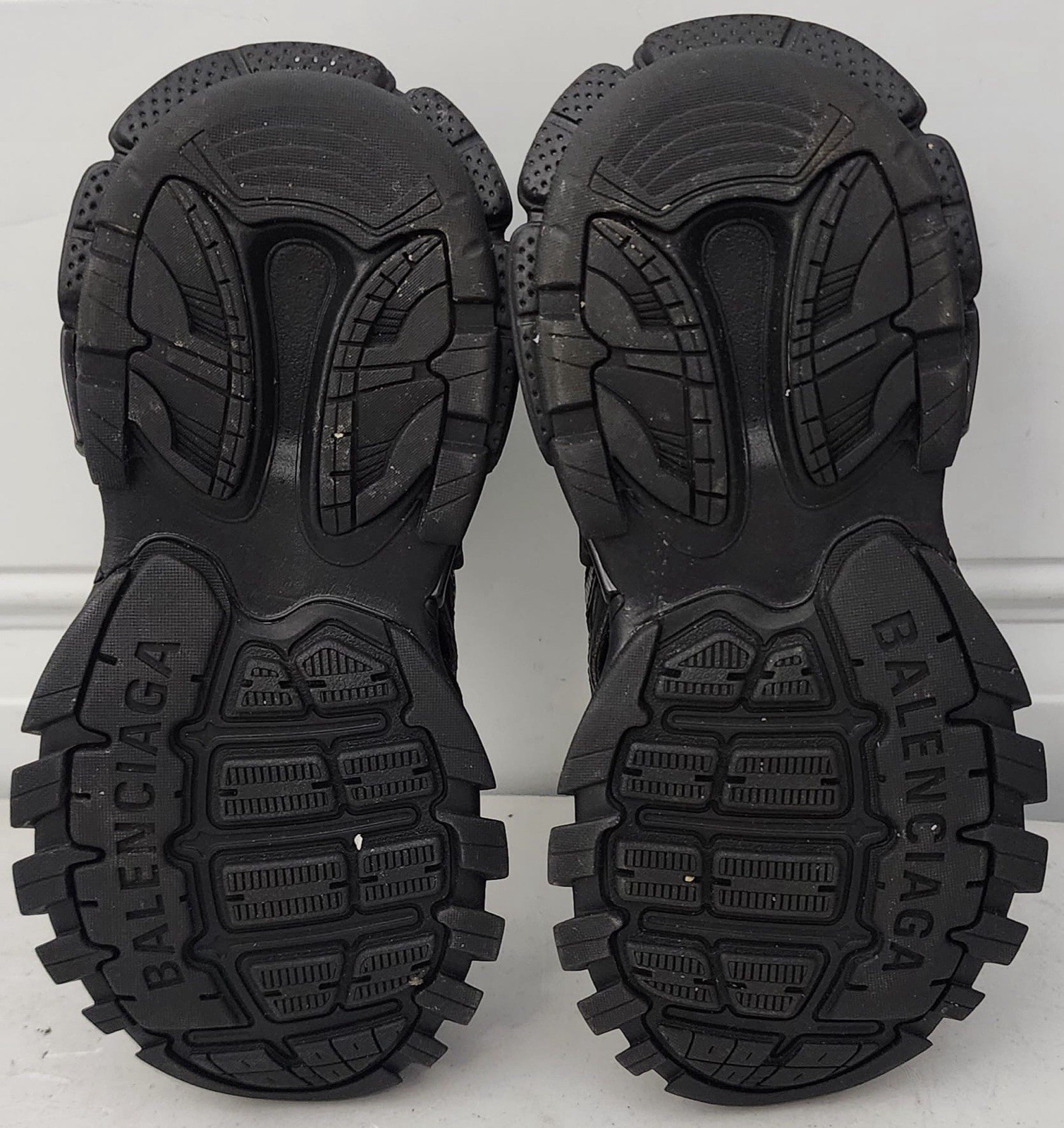 BALENCIAGA Track.2 Sneakers KIDS Size 1 Black Mesh Nylon image 10