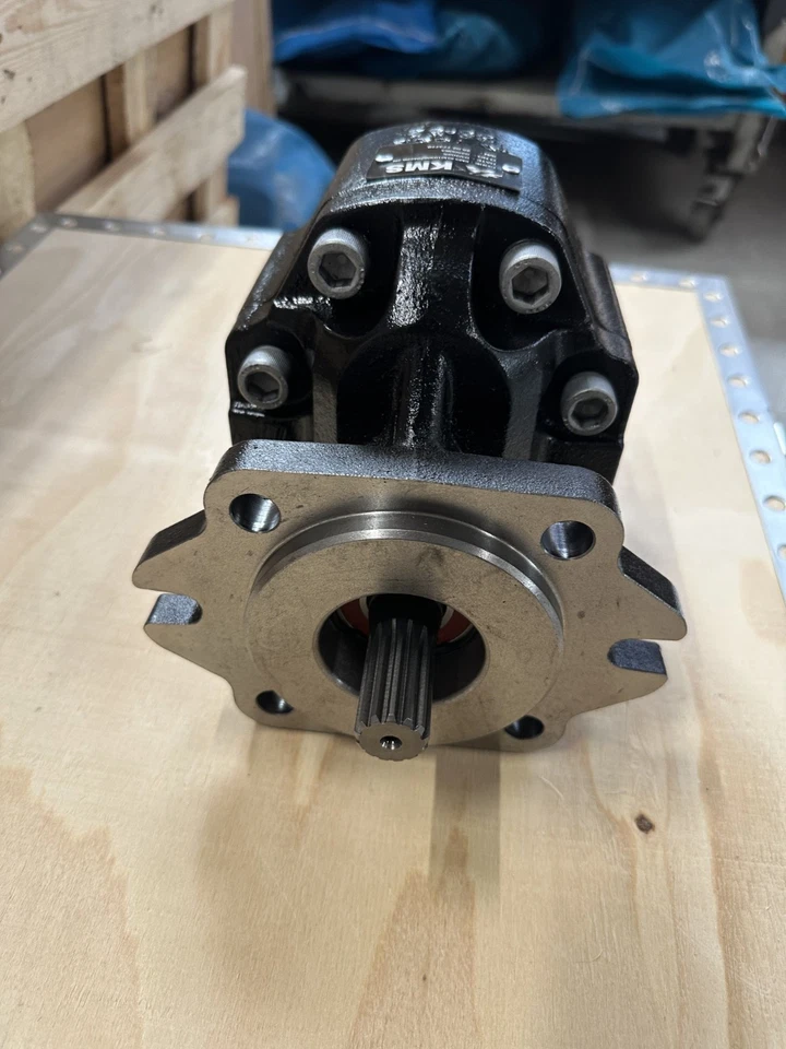 Hydraulic Gear PTO Pump, 26 GPM, BD, 4 PORT, SAE-B 13T, 3190 PSI - Image 3 of 4