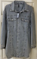Long sleeve denim dress shirt by pretty little thing,women size 8 new with tag