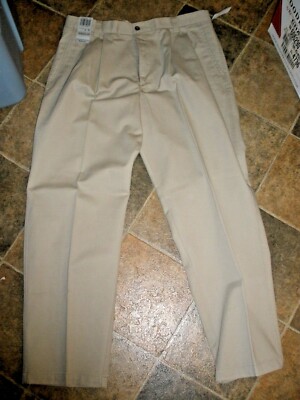 NEW Dockers Men's Basic Twill Pleated Dress Pants Irregular 36 x 30