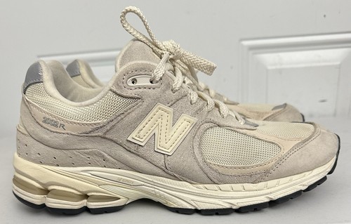 Size 7.5 - New Balance 2002R Calm Taupe
