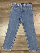 CHARTER CLUB PETIT MEDIUM WASH SIZE 6 CLASSIC STRAIGHT JEAN