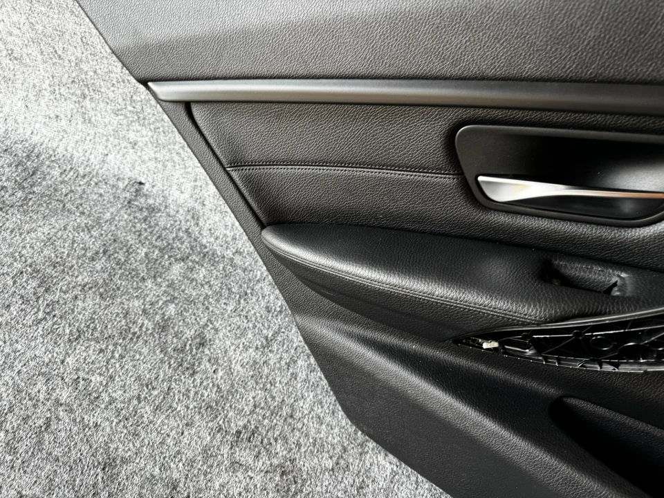 宝马 F30 F31 后左驱动侧门板运动红色钢笔原始设备制造商 107K — 第 4/4 张图片