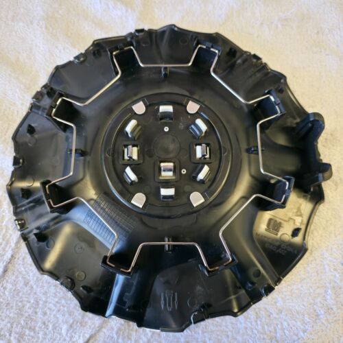 GM 84806052 CADILLAC ESCALADE IQ 2025 GLOSS BLACK CENTER CAP - Picture 3 of 5