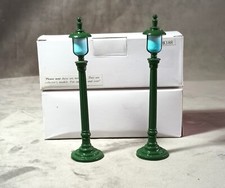 KING  COUNTRY HK188 - 2 Lamp Posts - Late XIX or early XX