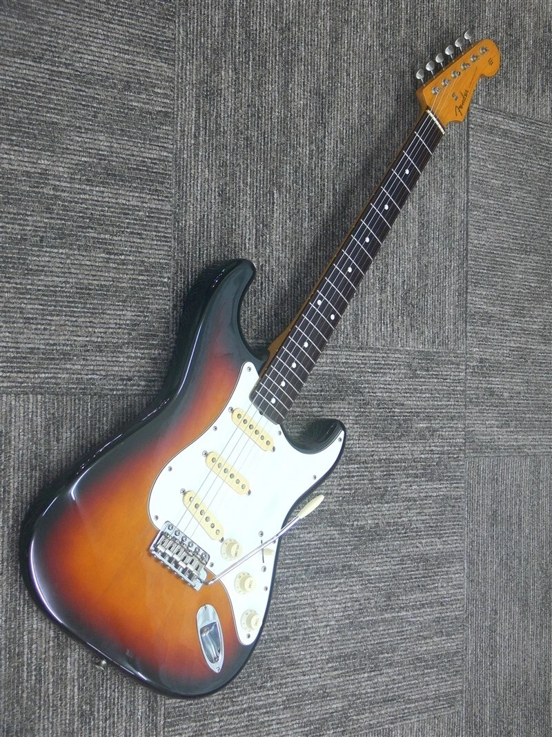 Dating fender on sale japan guitars