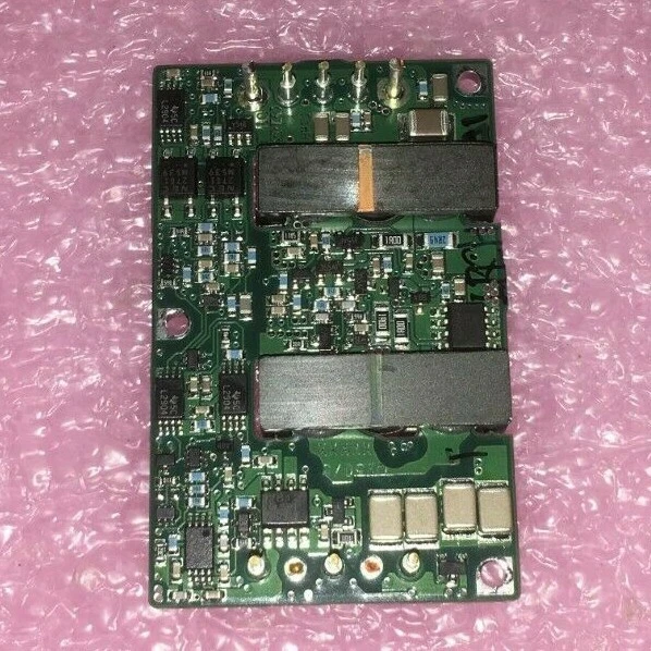 QRW025A0A641, Isolated DC/DC Converter 36-75Vin 5.0Vout 25A Neg TH Pin 3.68mm - Image 2 of 2
