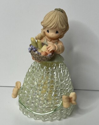 Precious Moments 104554 Four Seasons Belles Autumn Belle Figurine w/box