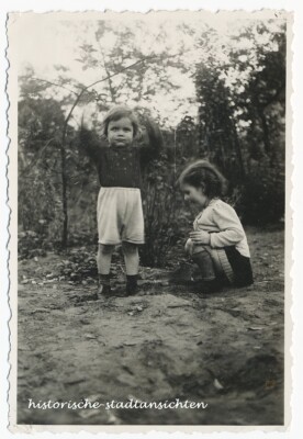 Zepernick near Berlin - Two Siblings - Beautiful Old Photo 1930s