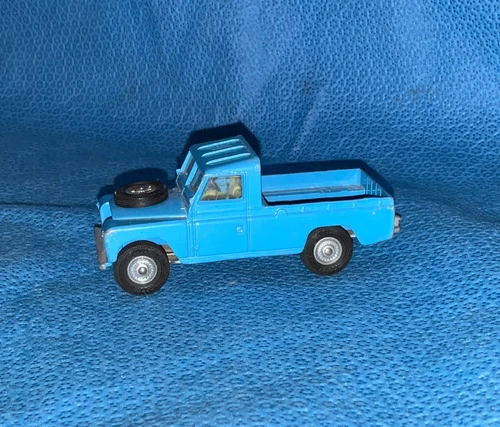 Corgi Toys Land Rover 109 WB Diecast Car 1:43 C8