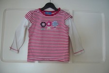 Langärmeliges Shirt, 2 in 1 Optik, mit Blumen verziert, Gr. 86