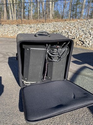 Yamaha STAGEPAS 300 Portable PA System with Suitcase Black Mixing