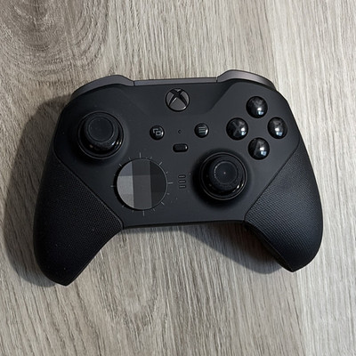Microsoft Xbox Elite Wireless Controller Series 2 Black Wireless w/ Case