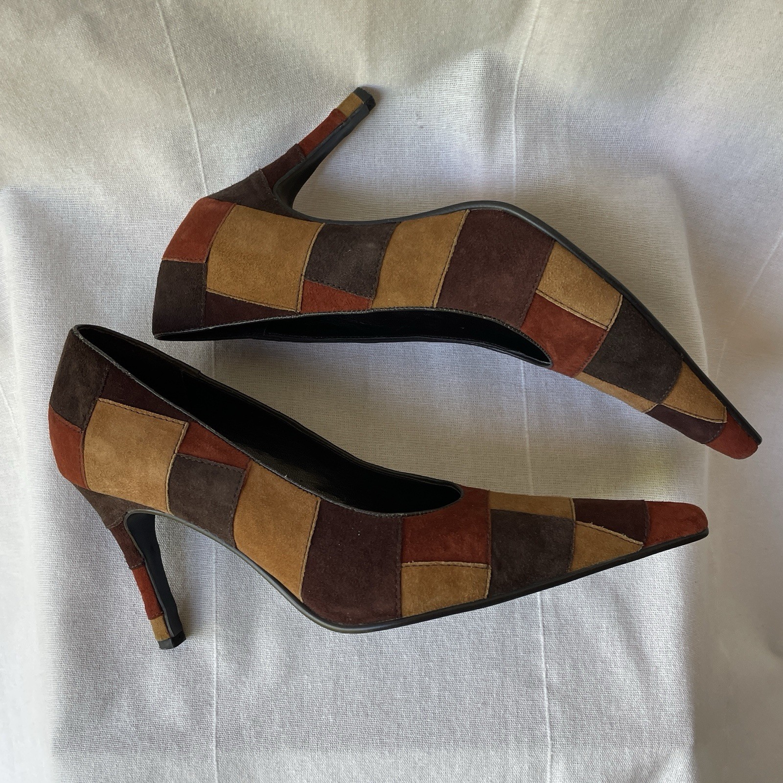 Vintage patchwork suede leather pointed-toe pumps… - image 1